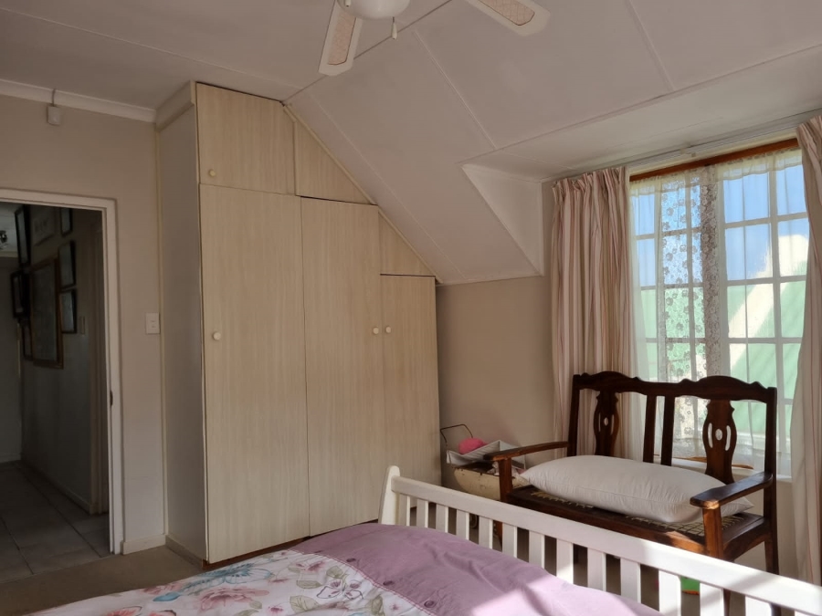 3 Bedroom Property for Sale in Heuningkloof Western Cape